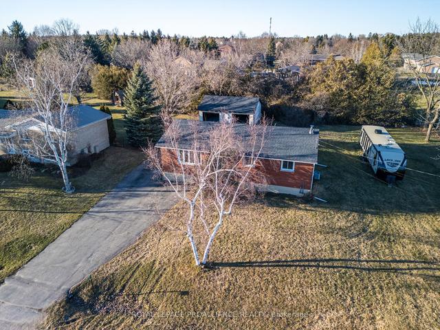 1225 Sunnyside Rd, House detached with 3 bedrooms, 1 bathrooms and 7 parking in Kingston ON | Image 4