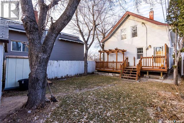 209 8th Street W, House detached with 4 bedrooms, 2 bathrooms and null parking in Saskatoon SK | Image 39