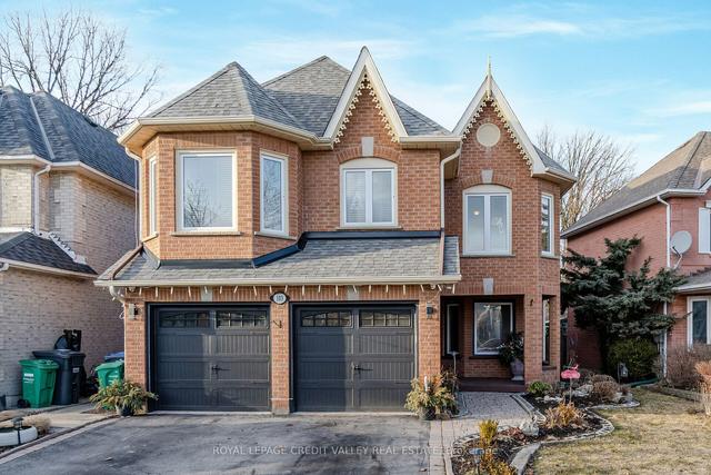 103 Vivians Cres, House detached with 4 bedrooms, 3 bathrooms and 6 parking in Brampton ON | Image 1