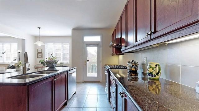 19 Herbert Wales Cres, House detached with 4 bedrooms, 5 bathrooms and 2 parking in Markham ON | Image 27