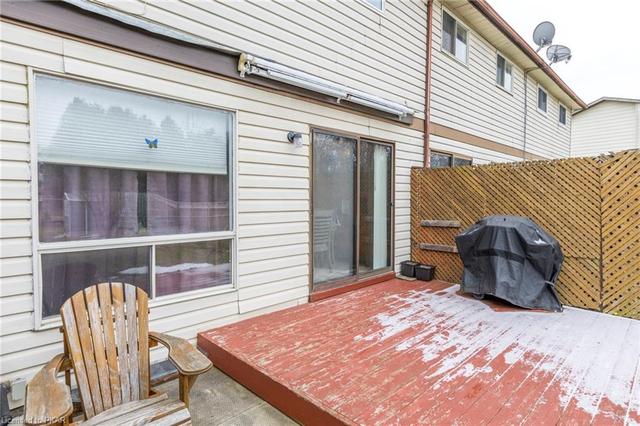 2117 Walker Avenue, House attached with 3 bedrooms, 1 bathrooms and 3 parking in Peterborough ON | Image 32
