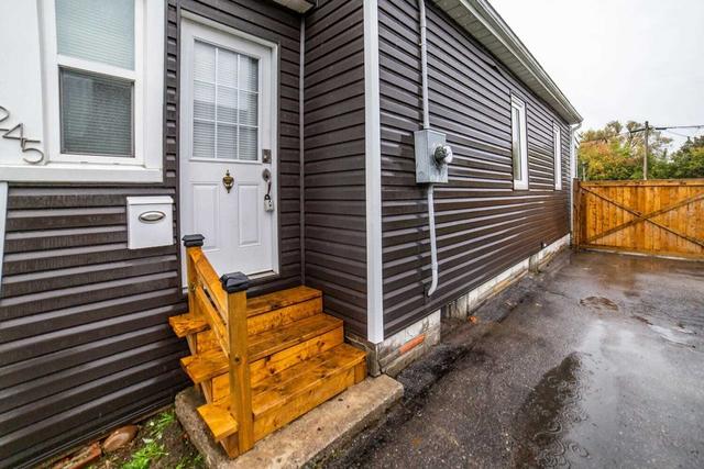 245 Quebec St, House detached with 2 bedrooms, 1 bathrooms and 2 parking in Oshawa ON | Image 23