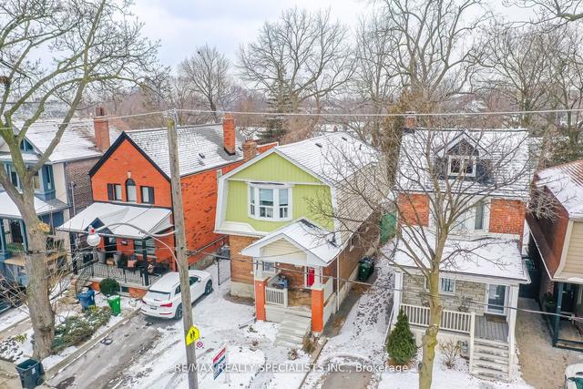 52 Hendrick Ave, House detached with 3 bedrooms, 2 bathrooms and 1 parking in Toronto ON | Image 30