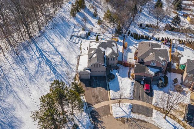 28 Deer Hollow Crt, House detached with 3 bedrooms, 3 bathrooms and 10 parking in Caledon ON | Image 33