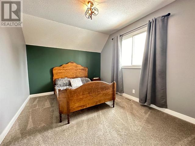 5808 51 Avenue, House detached with 4 bedrooms, 2 bathrooms and 3 parking in Vermilion AB | Image 26