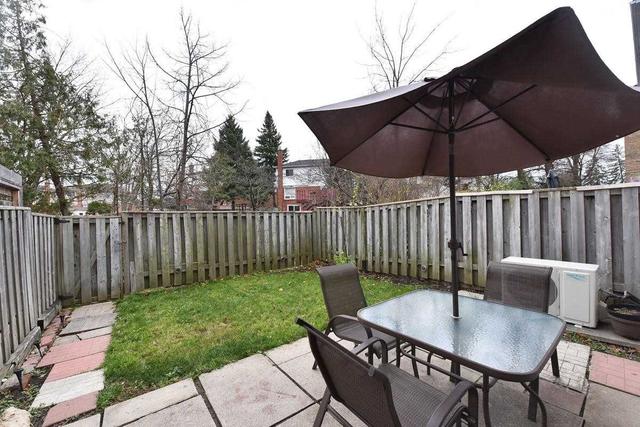 73 Moregate Cres, Townhouse with 3 bedrooms, 3 bathrooms and 2 parking in Brampton ON | Image 17