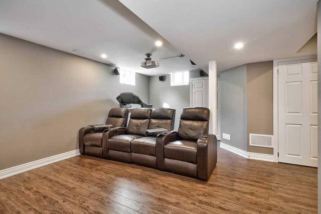 4249 Cole Cres, House semidetached with 4 bedrooms, 3 bathrooms and 2 parking in Burlington ON | Image 21