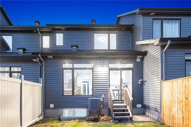 28 Brixton Way, Townhouse with 3 bedrooms, 3 bathrooms and 2 parking in Ottawa ON | Image 28