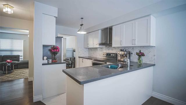 114 - 5980 Whitehorn Ave, Townhouse with 3 bedrooms, 3 bathrooms and 1 parking in Mississauga ON | Image 9