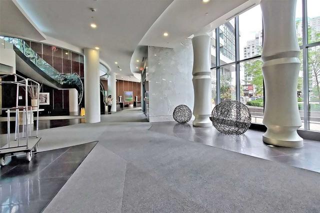 3306 - 5168 Yonge St, Condo with 2 bedrooms, 2 bathrooms and 1 parking in Toronto ON | Image 10