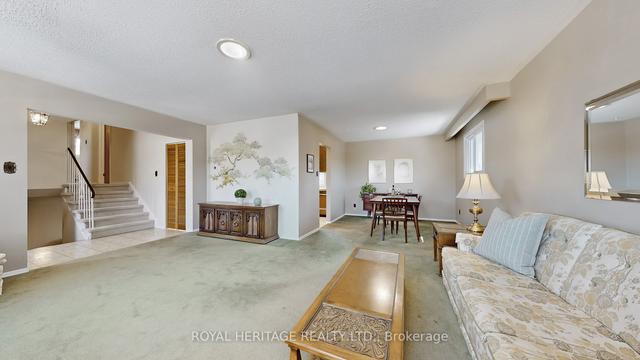 1 Conference Blvd, House detached with 3 bedrooms, 2 bathrooms and 2 parking in Toronto ON | Image 31