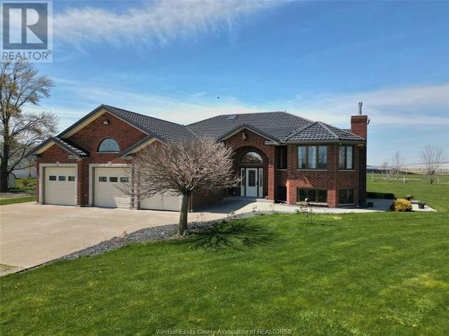 847 Hwy 77, House detached with 7 bedrooms, 3 bathrooms and null parking in Leamington ON | Image 5
