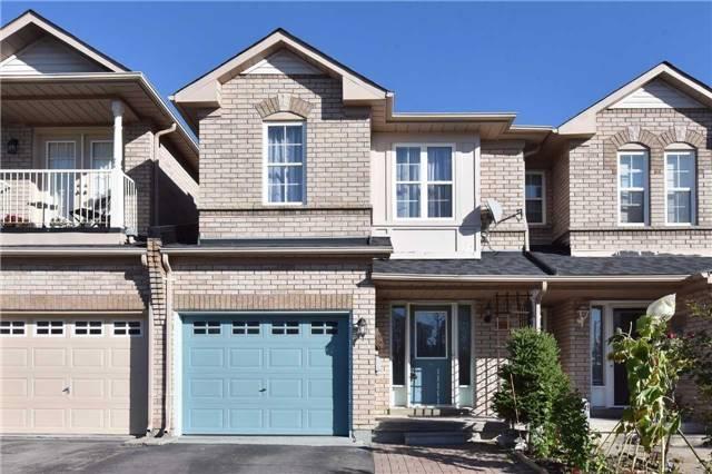 80 Carousel Cres, House attached with 3 bedrooms, 3 bathrooms and 2 parking in Richmond Hill ON | Image 1