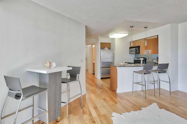 1206 - 2121 Lake Shore Blvd, Condo with 2 bedrooms, 2 bathrooms and 1 parking in Toronto ON | Image 31