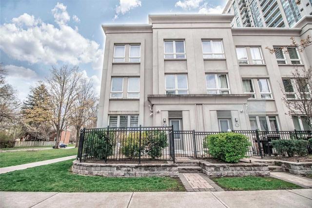Th 8 - 19 Anndale Dr, Townhouse with 3 bedrooms, 3 bathrooms and 1 parking in Toronto ON | Image 1