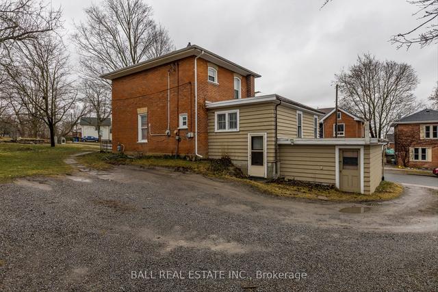 276 Parkhill Rd W, House detached with 3 bedrooms, 2 bathrooms and 5 parking in Peterborough ON | Image 27