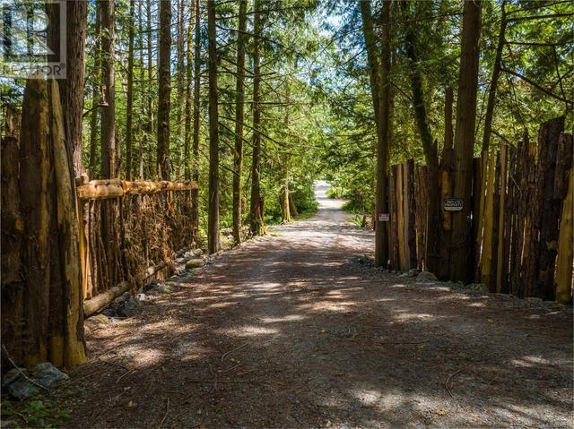 2993 Robinson Rd, House detached with 2 bedrooms, 1 bathrooms and 10 parking in Juan de Fuca BC | Card Image