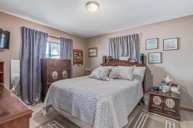 232 1 Avenue, House detached with 2 bedrooms, 1 bathrooms and 3 parking in Strathmore AB | Image 25