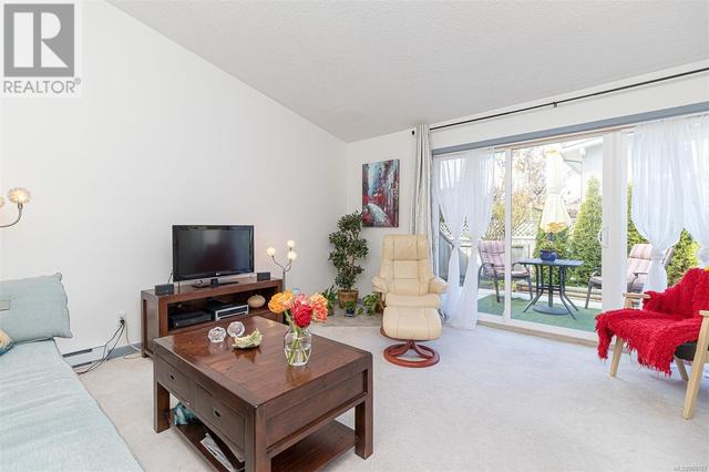 8 - 1184 Clarke Rd, House attached with 2 bedrooms, 1 bathrooms and 1 parking in Central Saanich BC | Image 5
