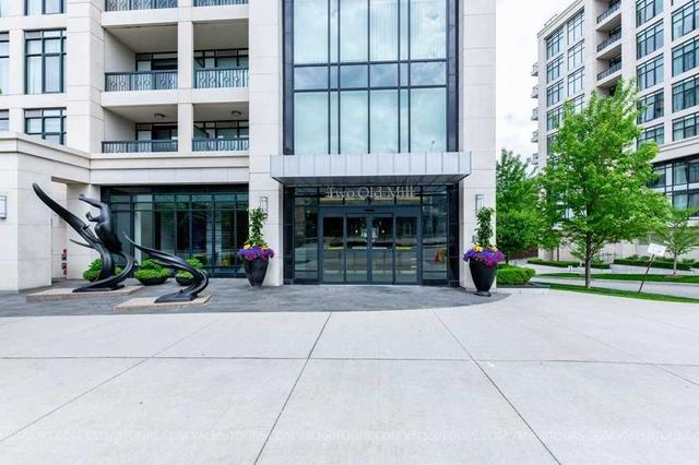 303 - 2 Old Mill Dr, Condo with 1 bedrooms, 1 bathrooms and 1 parking in Toronto ON | Image 9