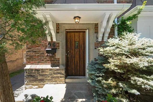 96 Brule Gdns, House detached with 3 bedrooms, 4 bathrooms and 6 parking in Toronto ON | Image 12