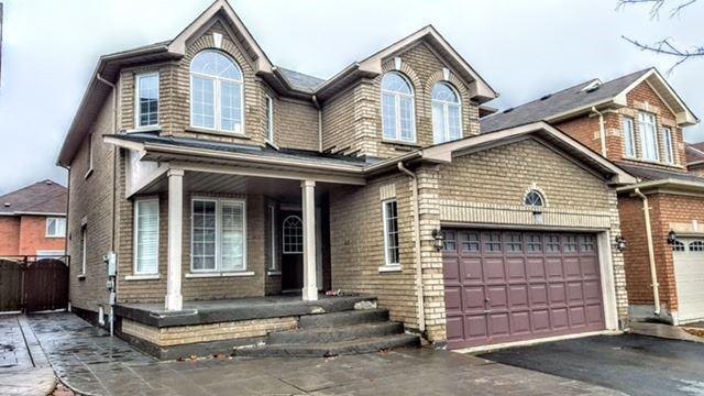 30 Swansea Meadows Dr, House detached with 4 bedrooms, 4 bathrooms and 4 parking in Brampton ON | Image 1