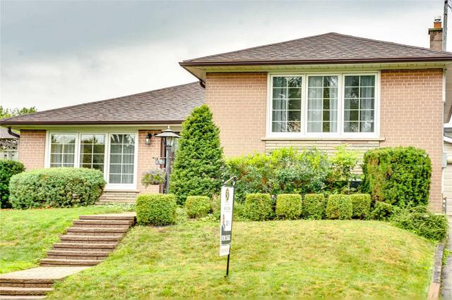 84 Packard Blvd, House detached with 3 bedrooms, 2 bathrooms and 5 parking in Toronto ON | Image 12