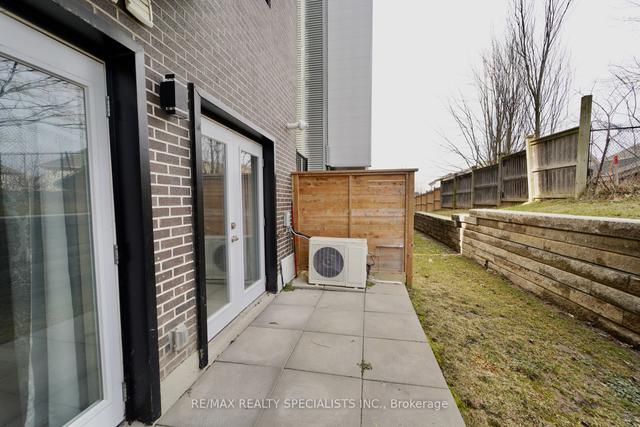 33a - 1430 Highland Rd W, Townhouse with 2 bedrooms, 2 bathrooms and 1 parking in Kitchener ON | Image 25