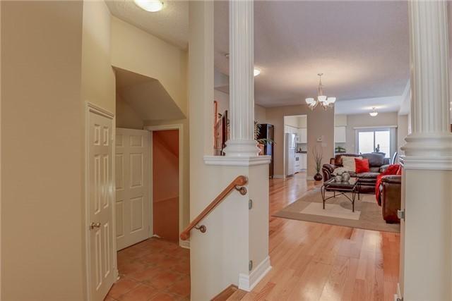 3640 Bala Dr, House semidetached with 3 bedrooms, 4 bathrooms and 2 parking in Mississauga ON | Image 3