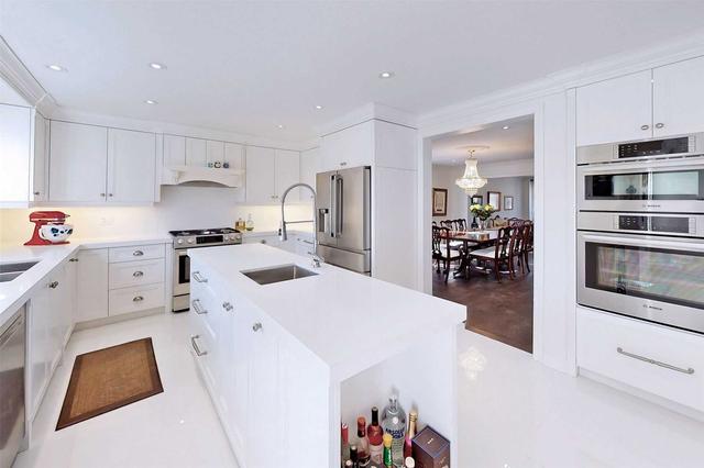 49 Miranda Crt, House detached with 4 bedrooms, 5 bathrooms and 6 parking in Vaughan ON | Image 33