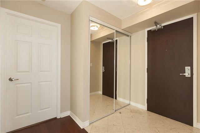 706 - 335 Rathburn Rd, Condo with 2 bedrooms, 2 bathrooms and 1 parking in Mississauga ON | Image 4