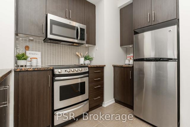 222 - 17 Coneflower Cres, Townhouse with 2 bedrooms, 2 bathrooms and 1 parking in Toronto ON | Image 6