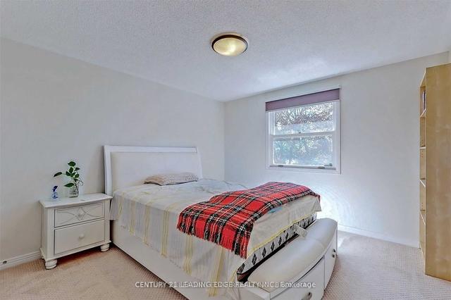 60 Hedgewood Dr, House detached with 4 bedrooms, 4 bathrooms and 6 parking in Markham ON | Image 4