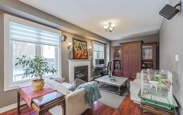 20 Renoir Dr, House detached with 4 bedrooms, 4 bathrooms and 4 parking in Vaughan ON | Image 4
