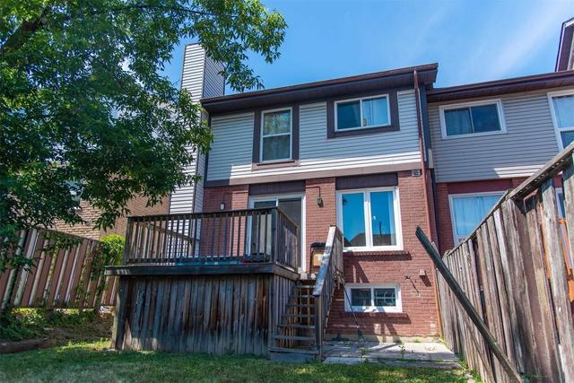 134 Bellefontaine St, House attached with 3 bedrooms, 3 bathrooms and 4 parking in Toronto ON | Image 2