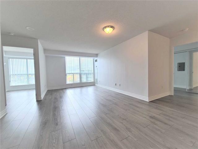 1107 - 23 Lorraine Dr, Condo with 2 bedrooms, 2 bathrooms and 1 parking in Toronto ON | Image 8