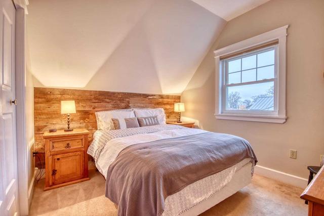 223 Prinyers Cove Cres, House detached with 3 bedrooms, 2 bathrooms and 4 parking in Prince Edward County ON | Image 15