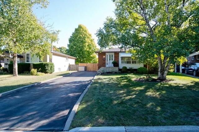 65 Taylor Rd, House detached with 3 bedrooms, 2 bathrooms and 6 parking in Ajax ON | Image 12