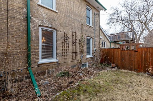 318 Boswell Ave, House detached with 3 bedrooms, 3 bathrooms and 3 parking in Peterborough ON | Image 31