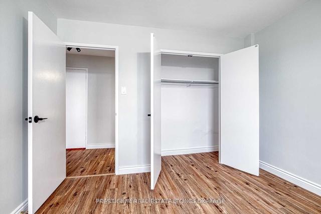 910 - 20 Forest Manor Rd, Condo with 2 bedrooms, 1 bathrooms and 1 parking in Toronto ON | Image 2