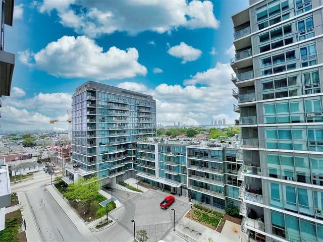 701 - 17 Zorra St N, Condo with 1 bedrooms, 1 bathrooms and 0 parking in Toronto ON | Image 1