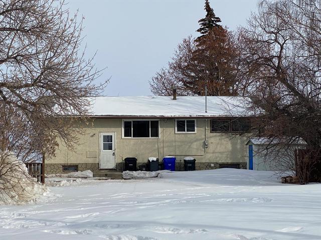 4402 46 Avenue, House detached with 4 bedrooms, 2 bathrooms and 6 parking in Olds AB | Image 1