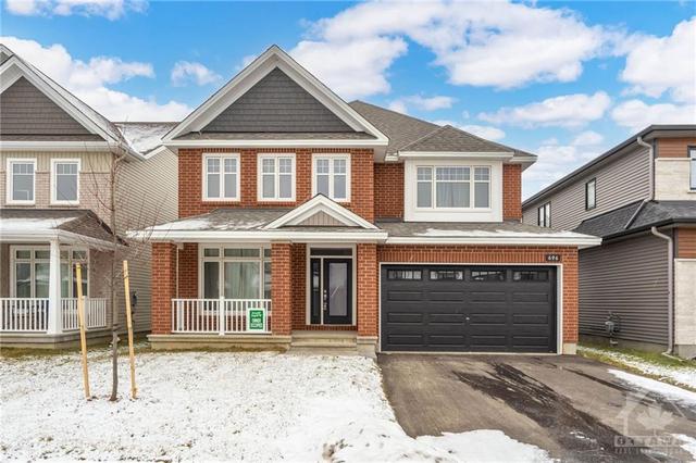 696 Moonflower Crescent, House detached with 5 bedrooms, 4 bathrooms and 4 parking in Ottawa ON | Image 1