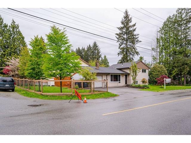1585 Lincoln Avenue, House detached with 4 bedrooms, 2 bathrooms and null parking in Port Coquitlam BC | Image 3