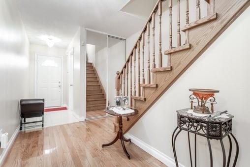06 - 401 Sewell's Rd, Townhouse with 2 bedrooms, 4 bathrooms and 2 parking in Toronto ON | Image 3