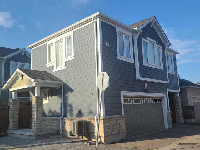 (coach) - 237 b Cornell Park Ave, House detached with 1 bedrooms, 1 bathrooms and 1 parking in Markham ON | Card Image