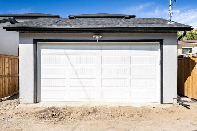 209 29 Avenue Ne, House detached with 5 bedrooms, 3 bathrooms and 2 parking in Calgary AB | Image 45