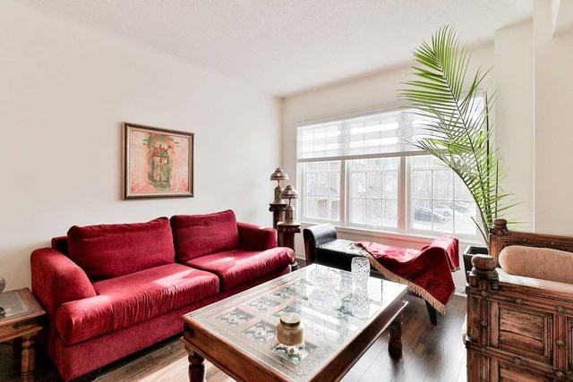 174 - 3030 Breakwater Crt, Townhouse with 3 bedrooms, 3 bathrooms and 3 parking in Mississauga ON | Image 4