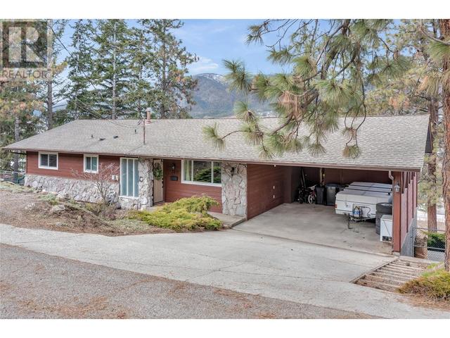 2410 Boucherie Road, House detached with 4 bedrooms, 2 bathrooms and 2 parking in West Kelowna BC | Image 1