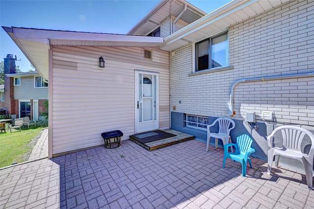 300 Dale Cres, House detached with 3 bedrooms, 3 bathrooms and 7 parking in Waterloo ON | Image 31